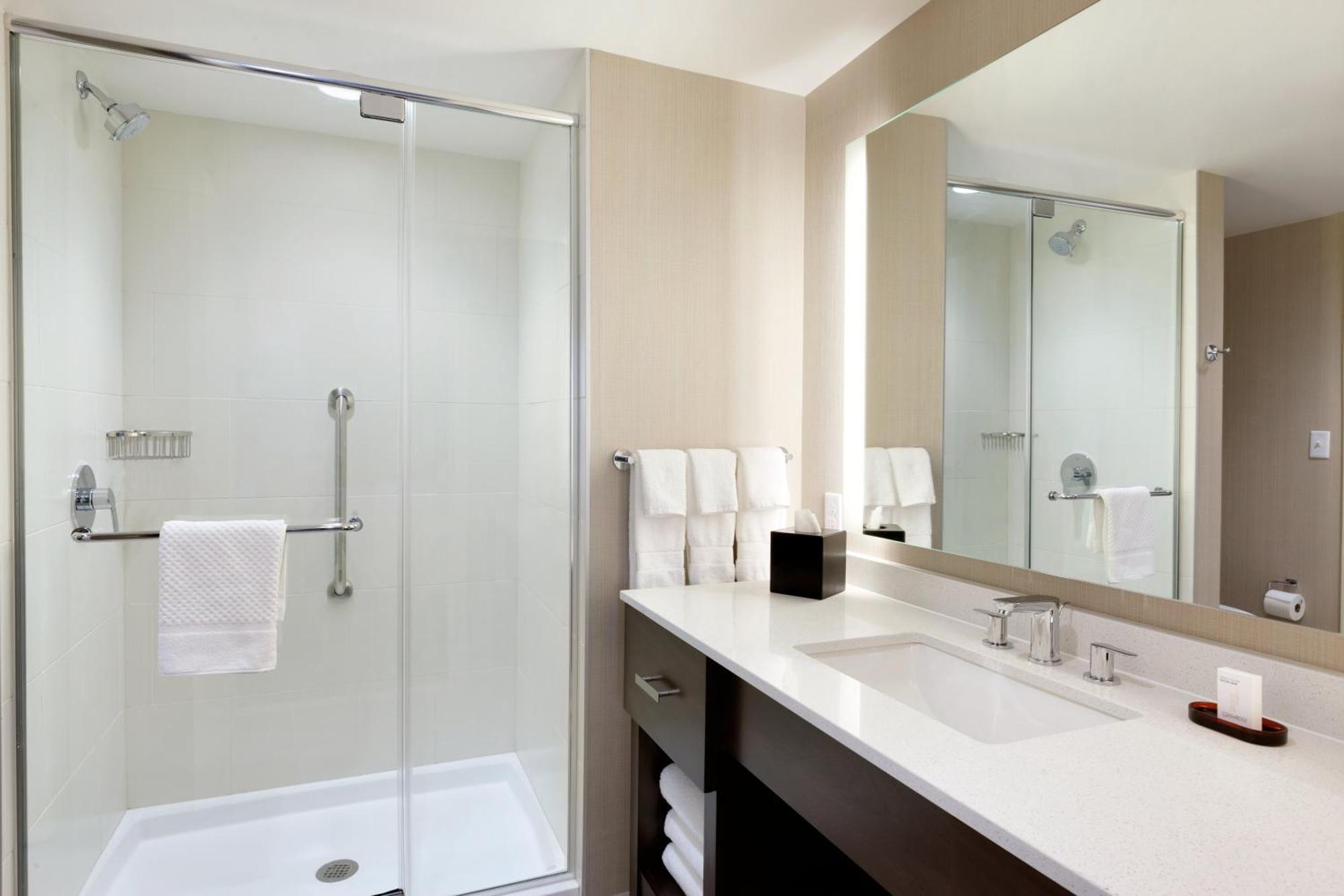 King Studio Suite