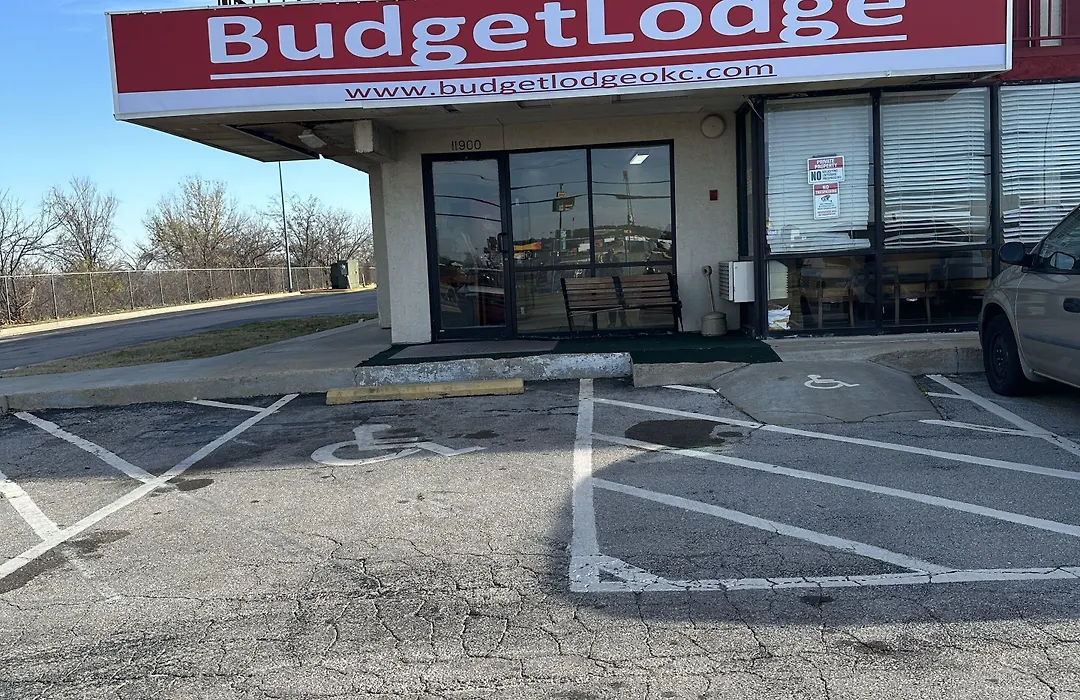 Budgetlodge-1